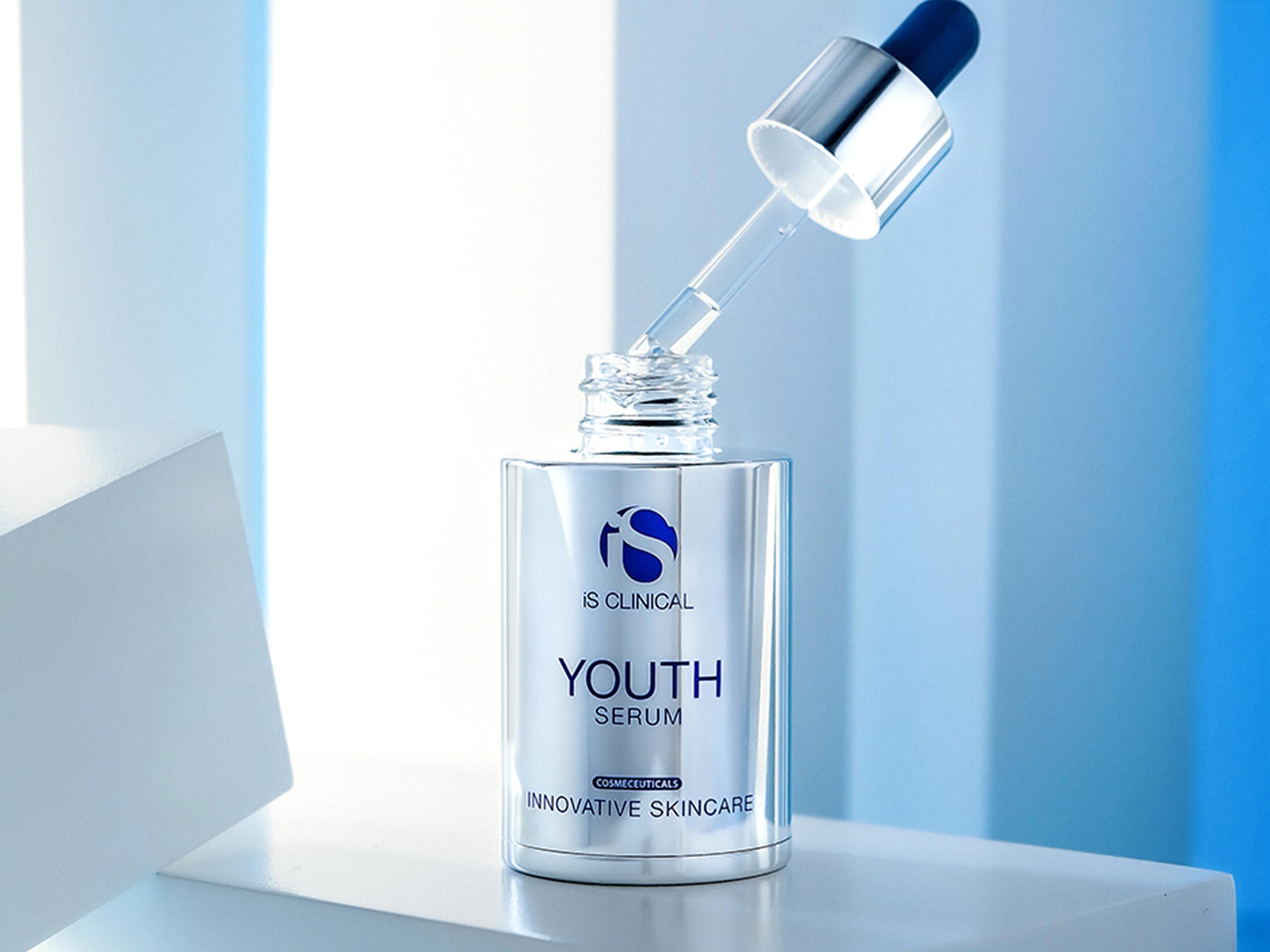 iS Clinical Youth Serum